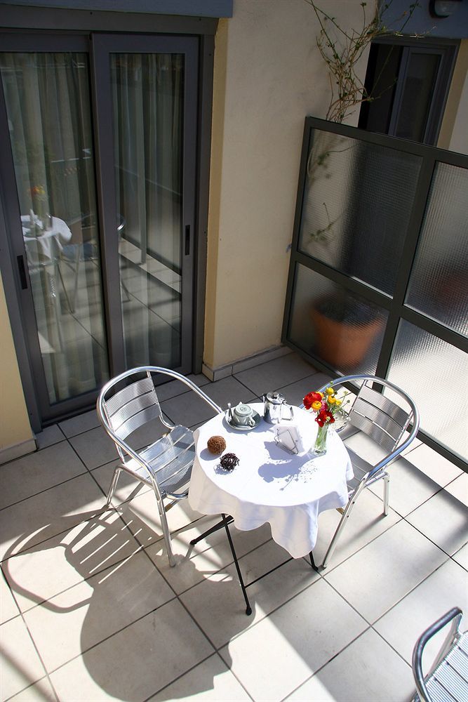 Lilia Hotel Pireo